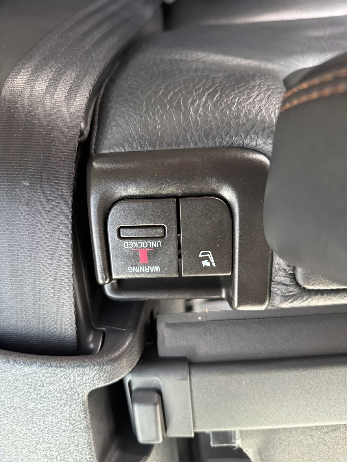 Used 2012 Volvo XC60 T6 image 81