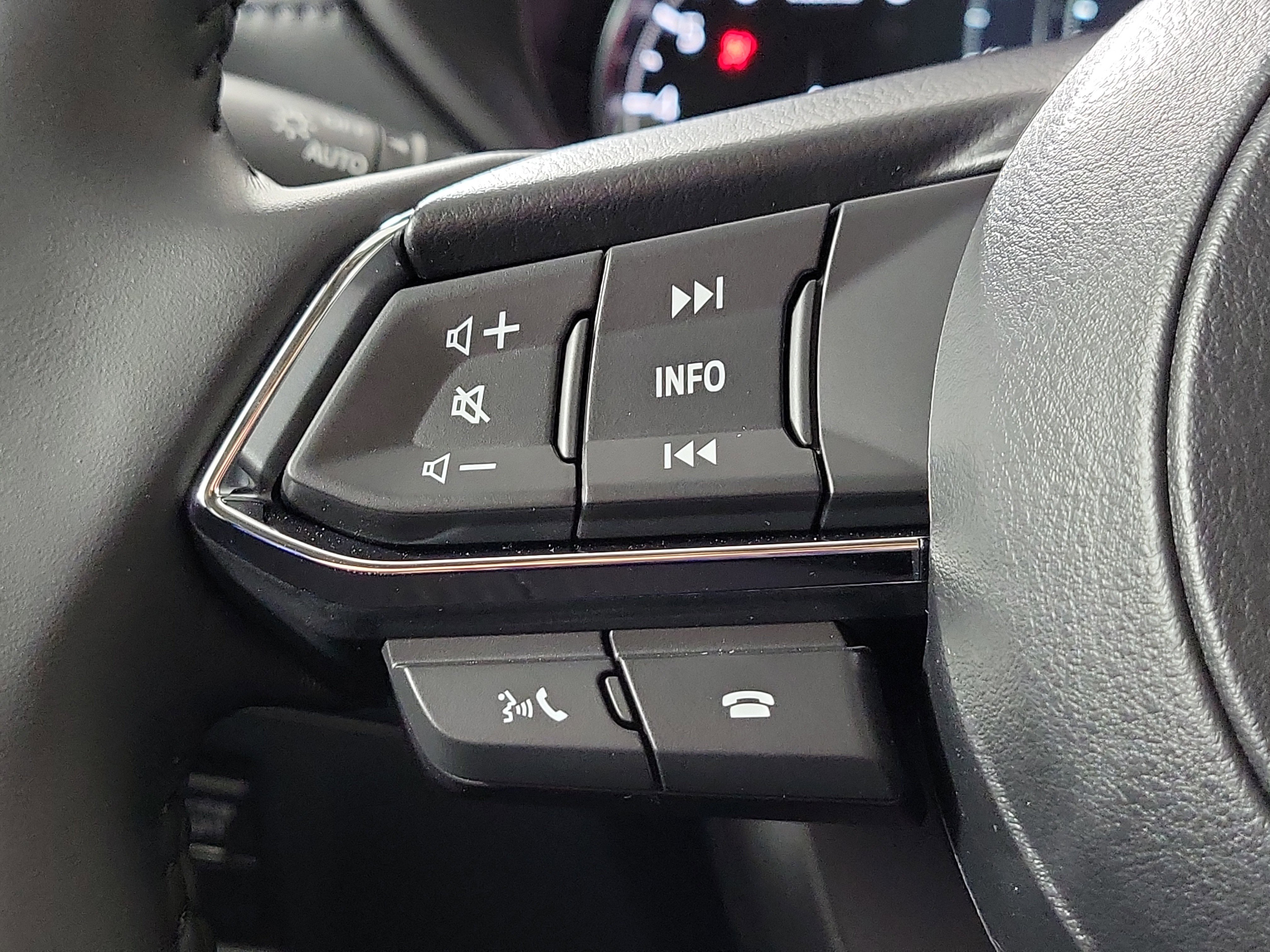 New 2025 MAZDA CX-5 AWD 2.5 S w/ Premium Plus Pkg image 15