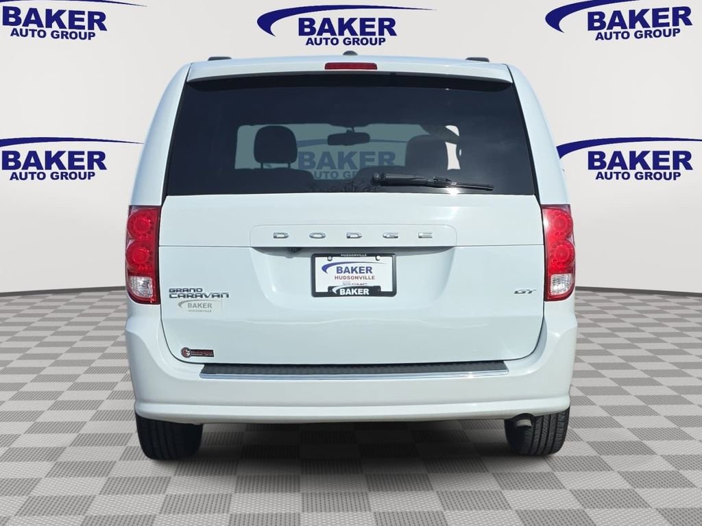 Used 2017 Dodge Grand Caravan GT image 6
