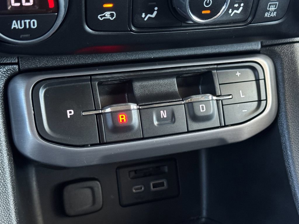 Used 2023 GMC Acadia AT4 w/ Trailering Package AWD/4WD image 22