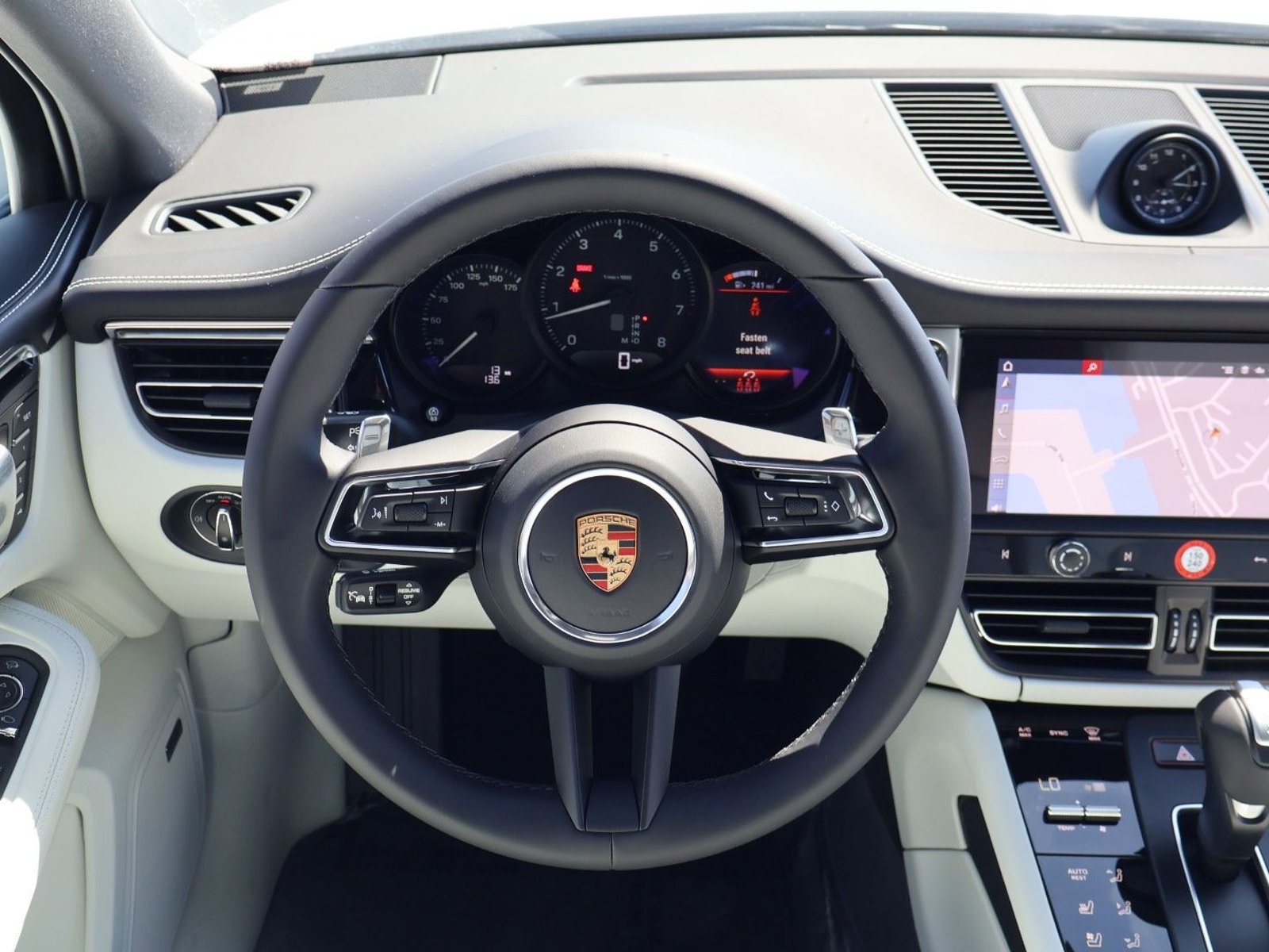 New 2026 Porsche Macan AWD/4WD image 15
