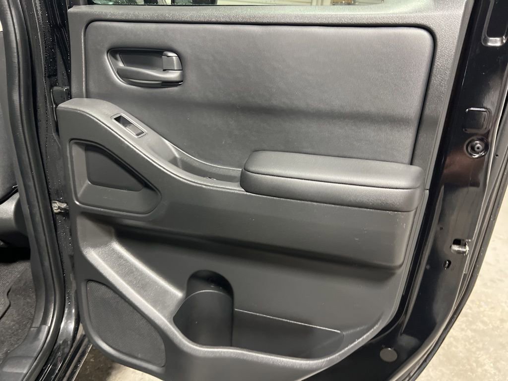 Used 2023 Nissan Frontier S w/ Technology Package image 12
