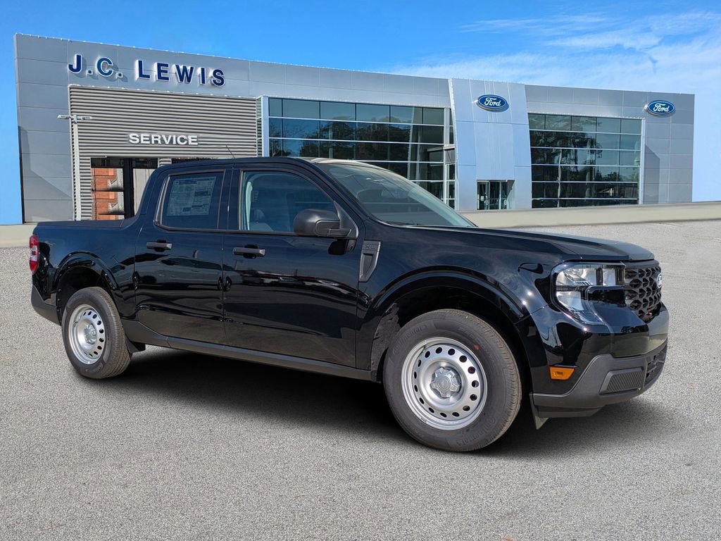 New 2025 Ford Maverick XL image 1