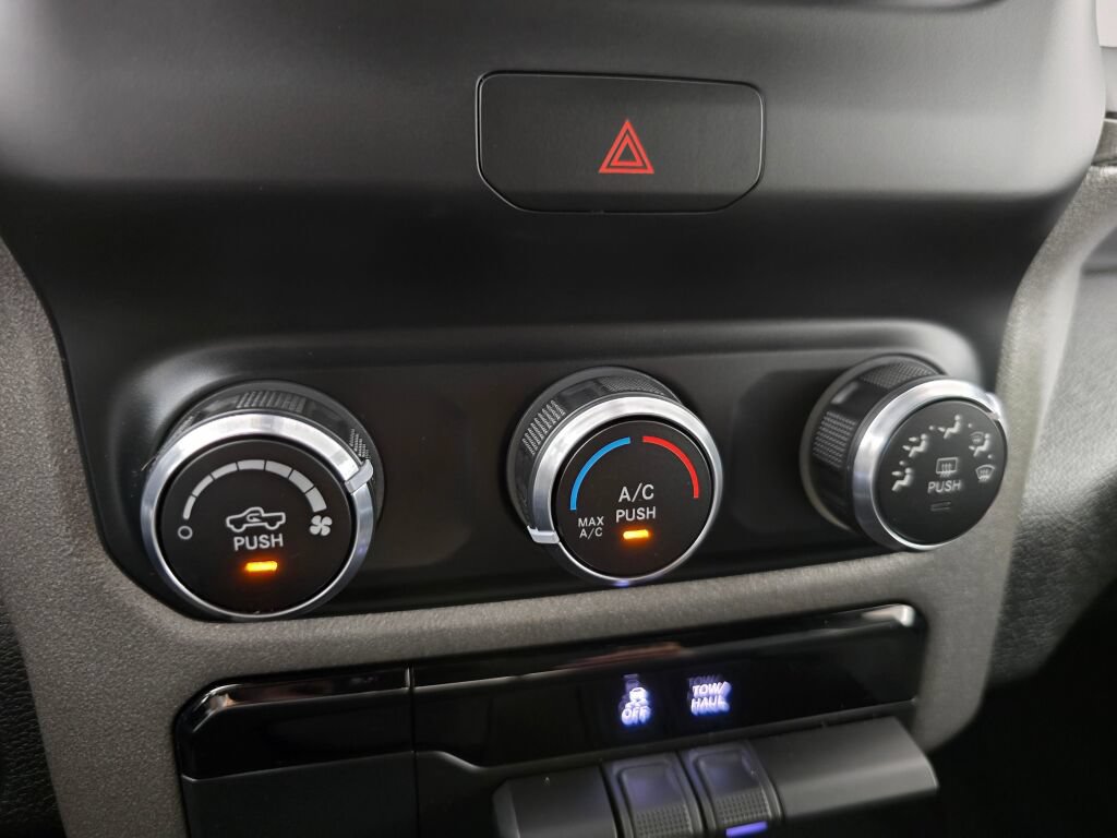 Used 2022 RAM 2500 Tradesman AWD/4WD image 30