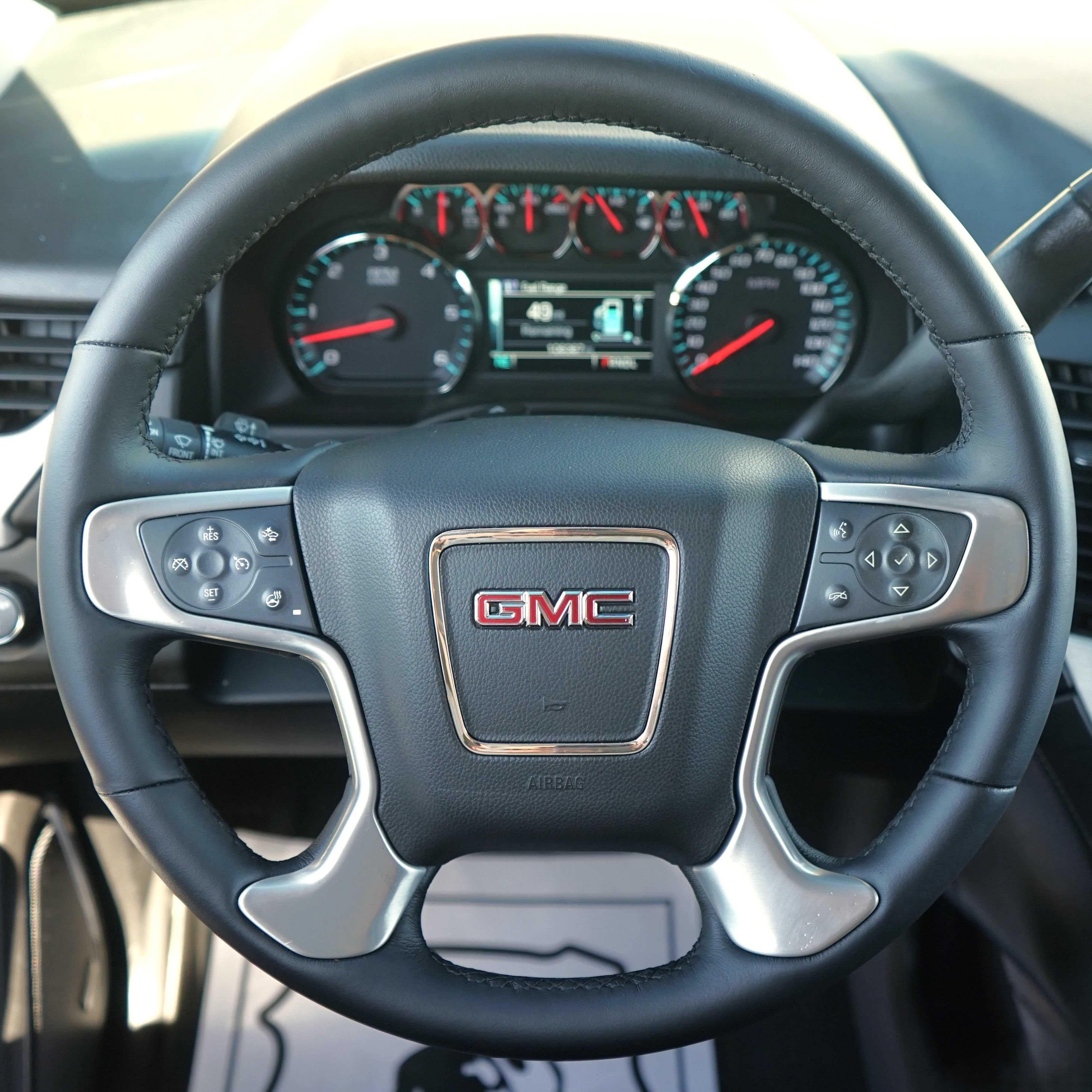 Used 2019 GMC Yukon SLT w/ Open Road Package AWD/4WD image 17