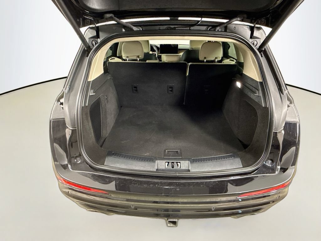 Used 2025 Lincoln Corsair Grand Touring w/ Towing Package AWD/4WD image 27