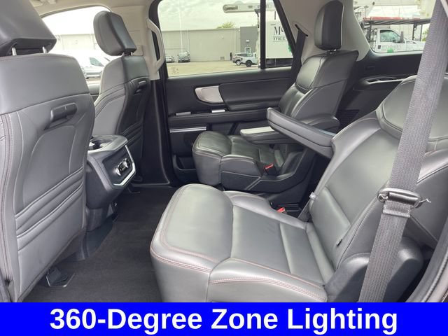 Used 2025 Ford Expedition Active AWD/4WD image 22