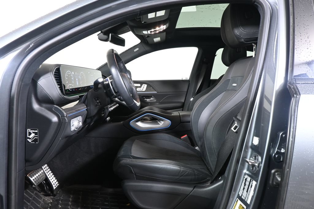 Certified 2025 Mercedes-Benz GLE 53 AMG 4MATIC Coupe image 3