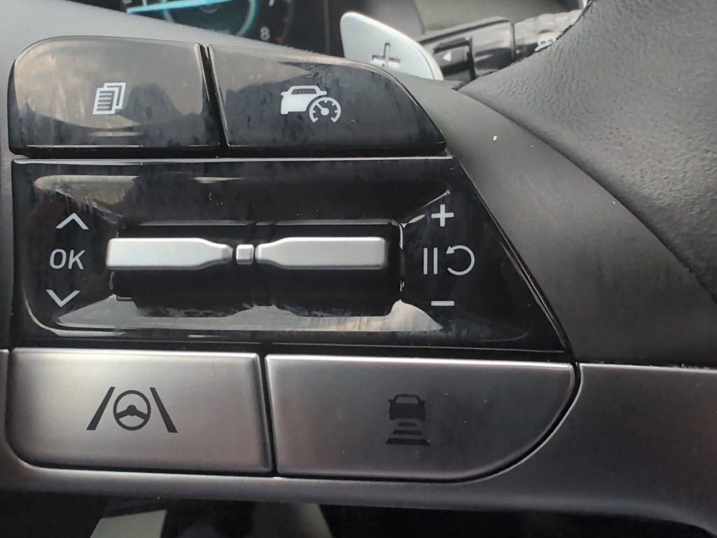 Used 2022 Hyundai Santa Cruz Limited AWD/4WD image 47