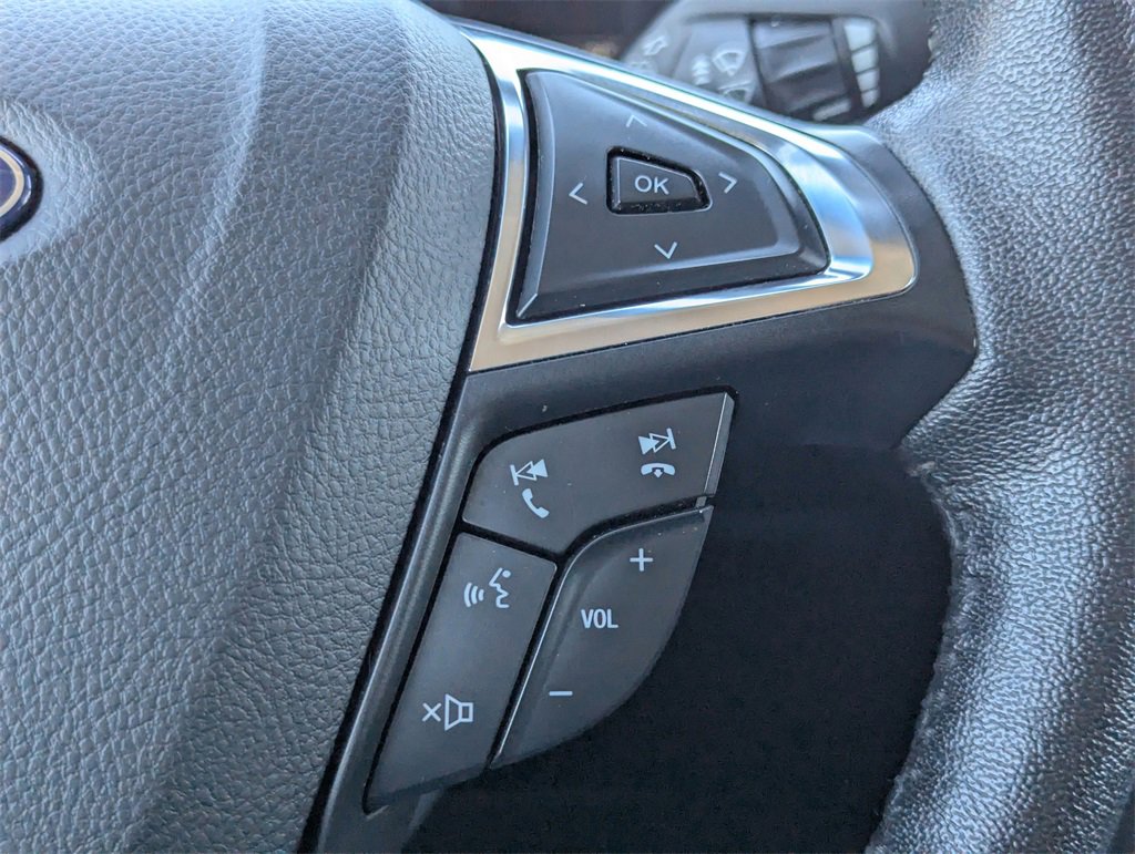 Used 2022 Ford Edge SEL image 19