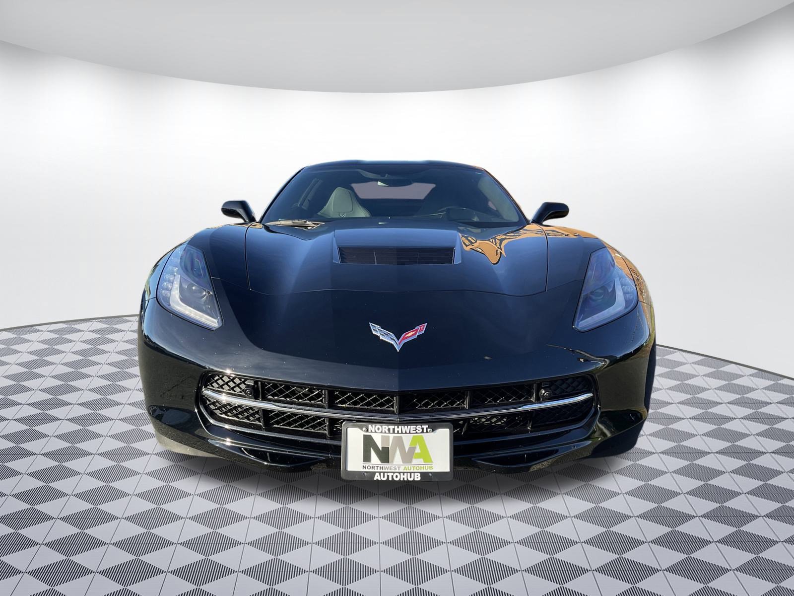 Used 2016 Chevrolet Corvette Stingray Coupe w/ 2LT Preferred Equipment Group image 4