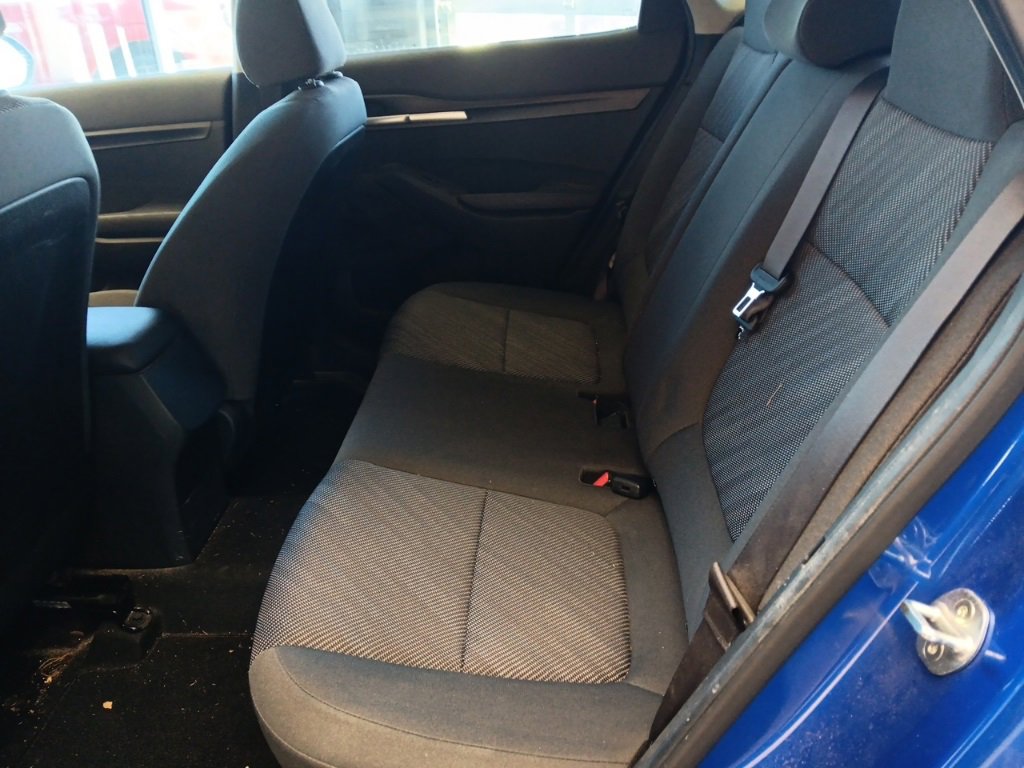 Used 2021 Kia Seltos LX image 17