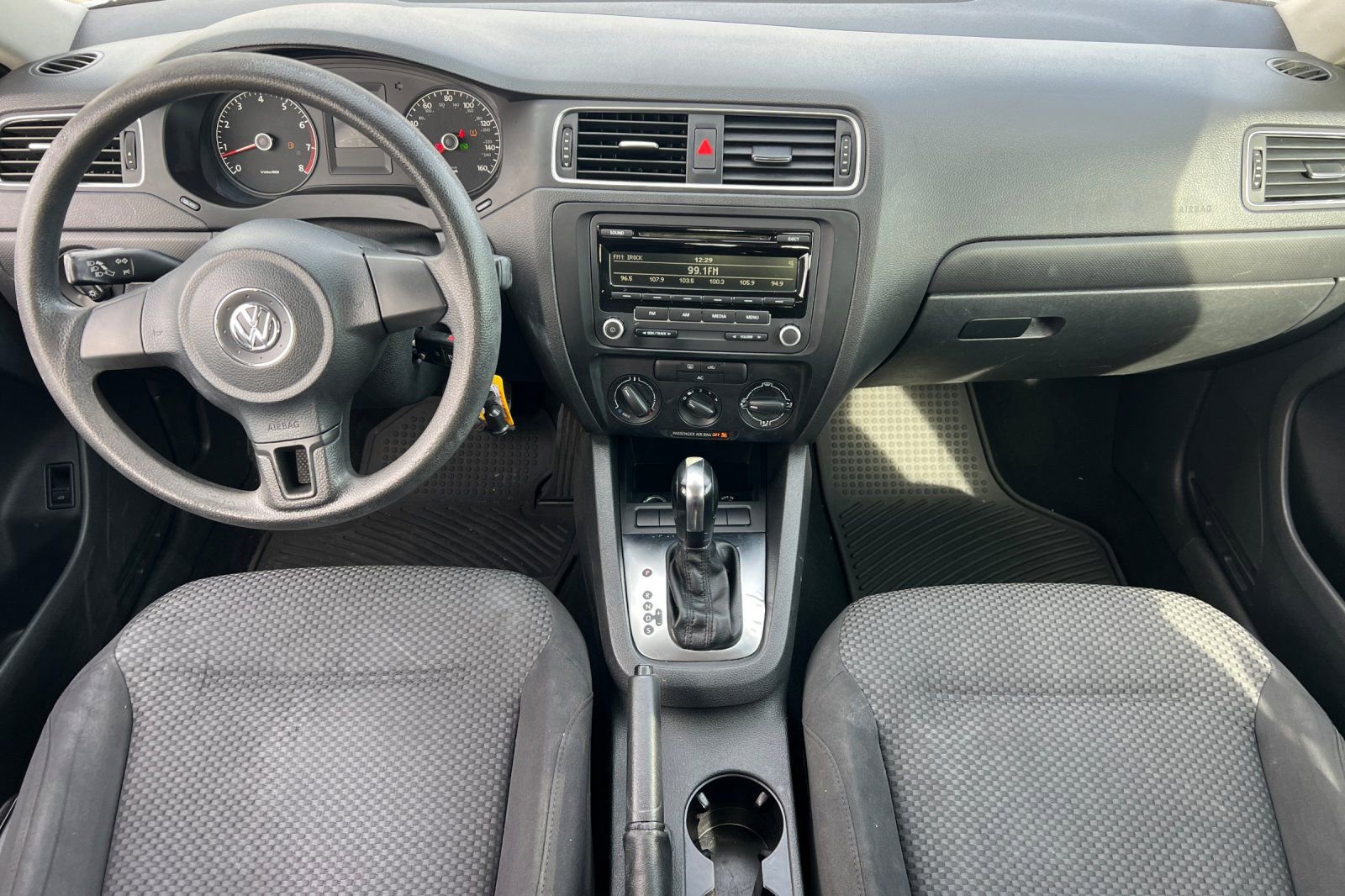 Used 2012 Volkswagen Jetta S image 10