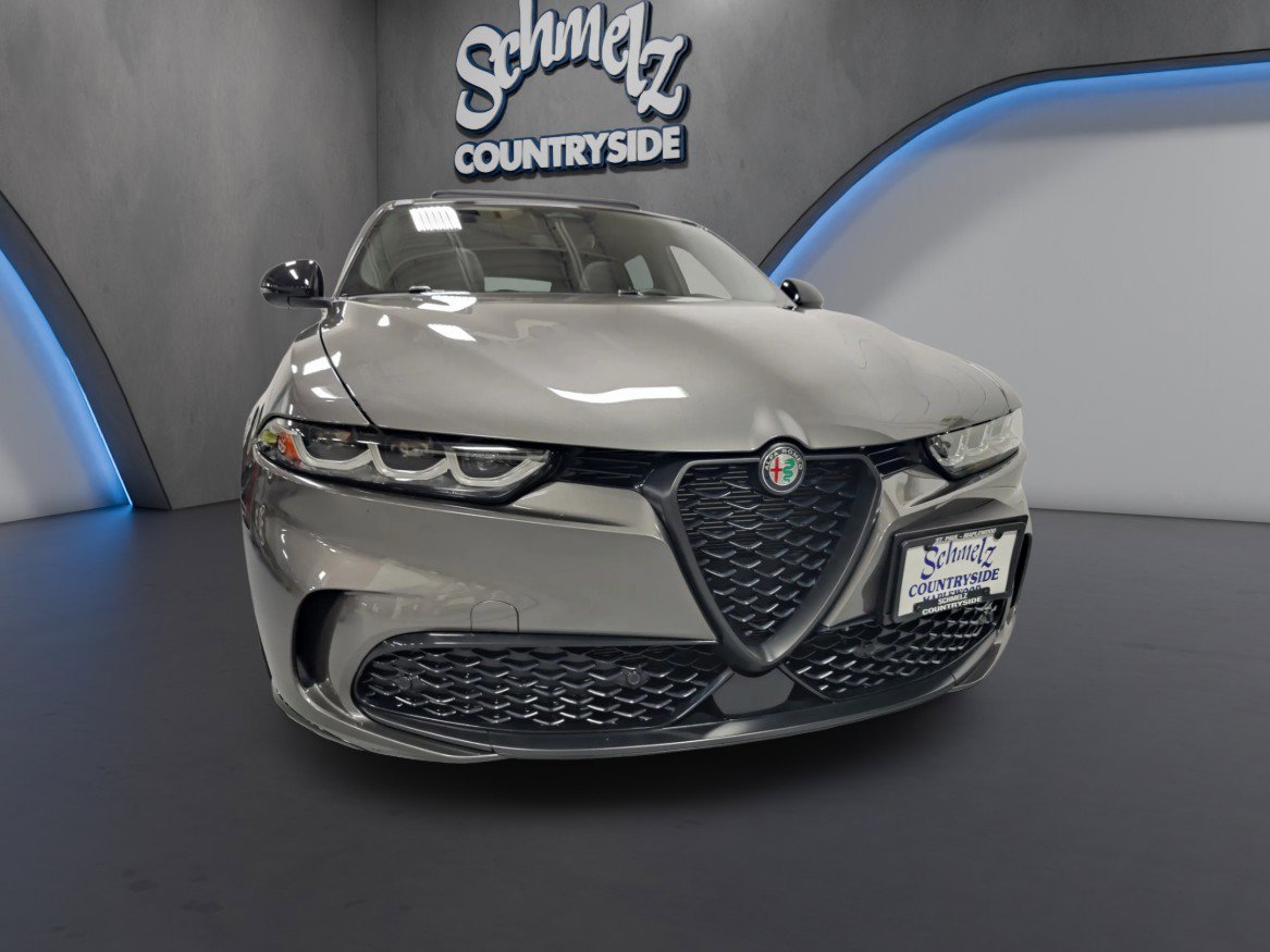 Used 2025 Alfa Romeo Tonale image 2