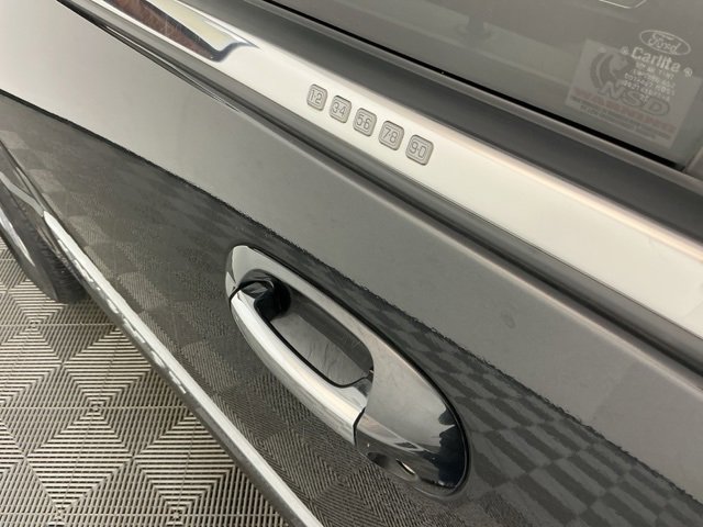 Used 2012 Lincoln Navigator 4WD image 9