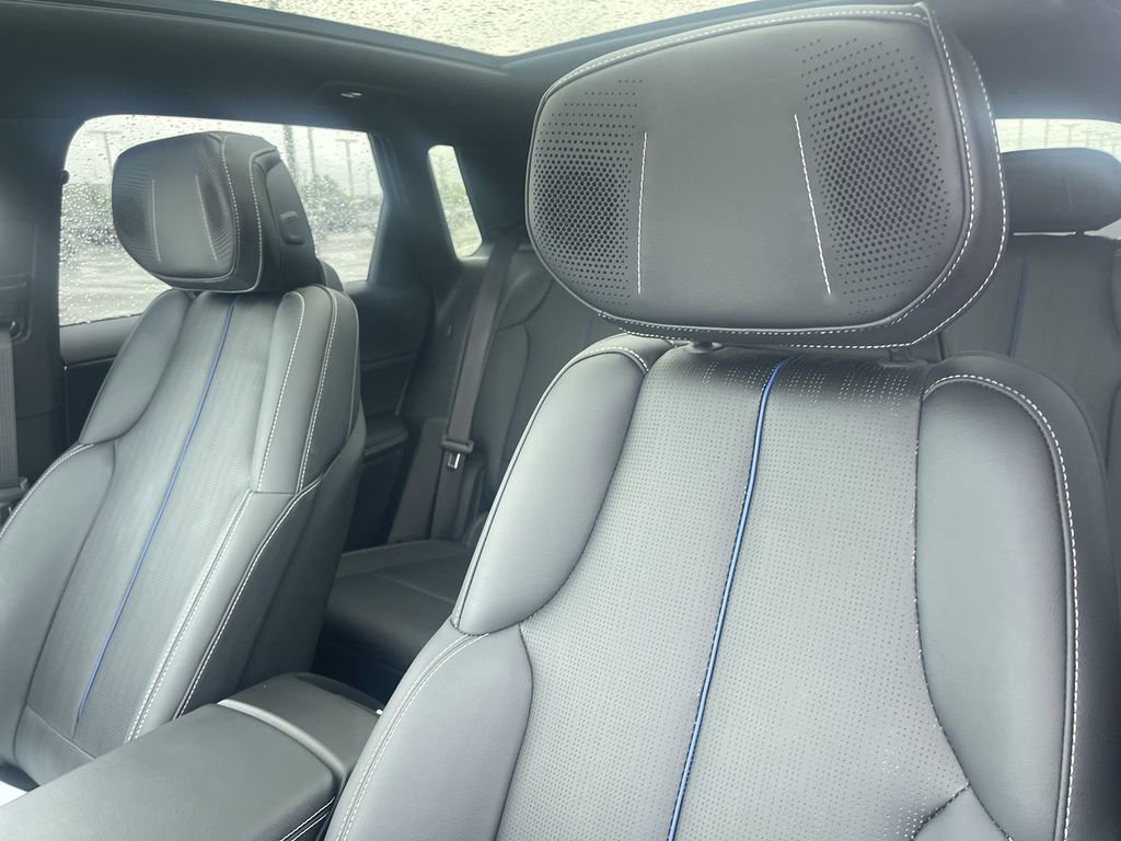 Certified 2024 Cadillac Lyriq Sport AWD/4WD image 8
