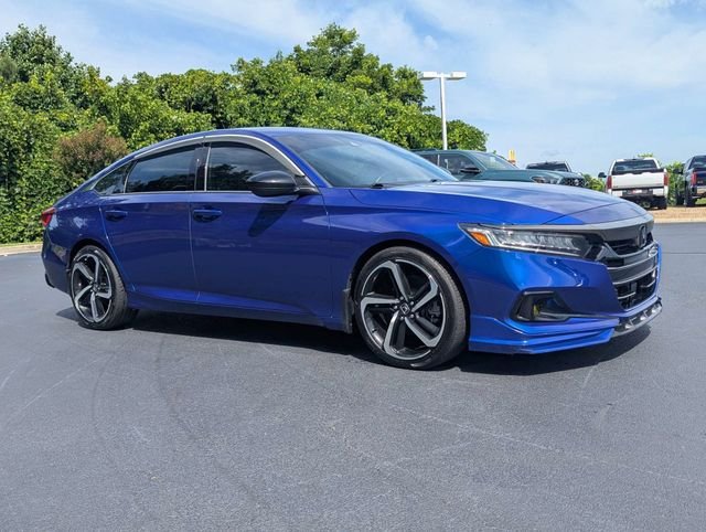 Used 2022 Honda Accord Sport image 2