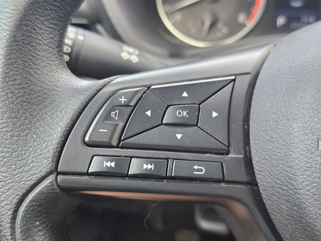 Used 2025 Nissan Sentra S FWD image 30