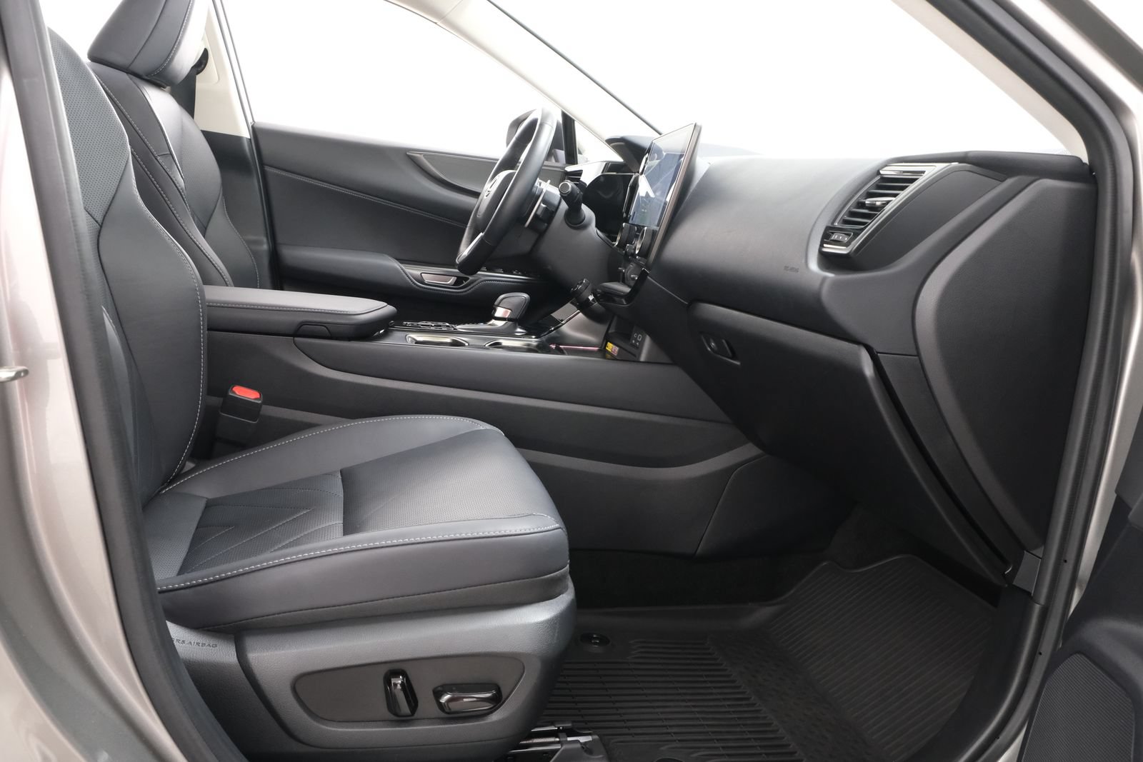 Used 2024 Lexus NX 450h+ AWD w/ Vision Package image 40