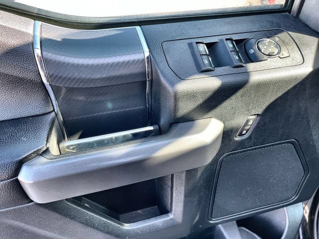 Used 2018 Ford F150 XLT w/ Equipment Group 302A Luxury AWD/4WD image 16