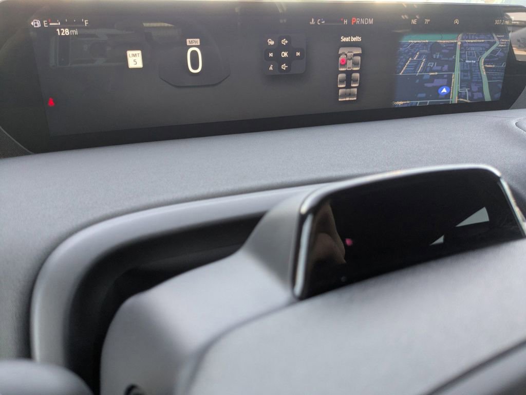 New 2025 Ford Expedition Max Platinum w/ Stealth Performance Package image 32