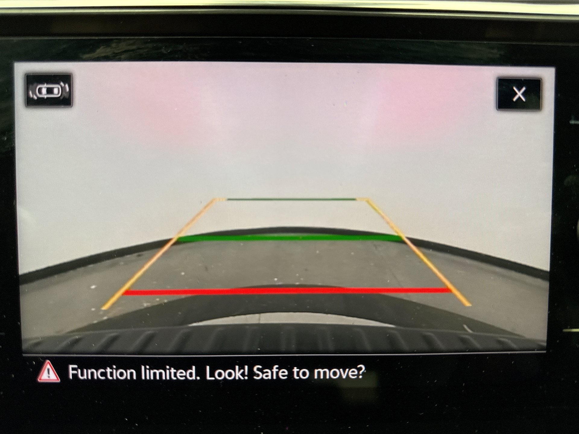 Used 2023 Volkswagen Tiguan SEL R-Line AWD/4WD image 10