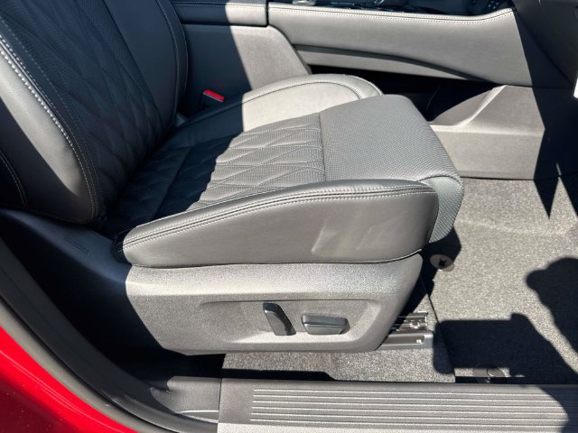 New 2026 Nissan Rogue Platinum AWD/4WD image 15