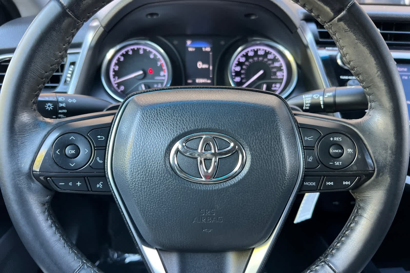 Used 2020 Toyota Camry SE w/ Carpet Mat Package FWD image 22
