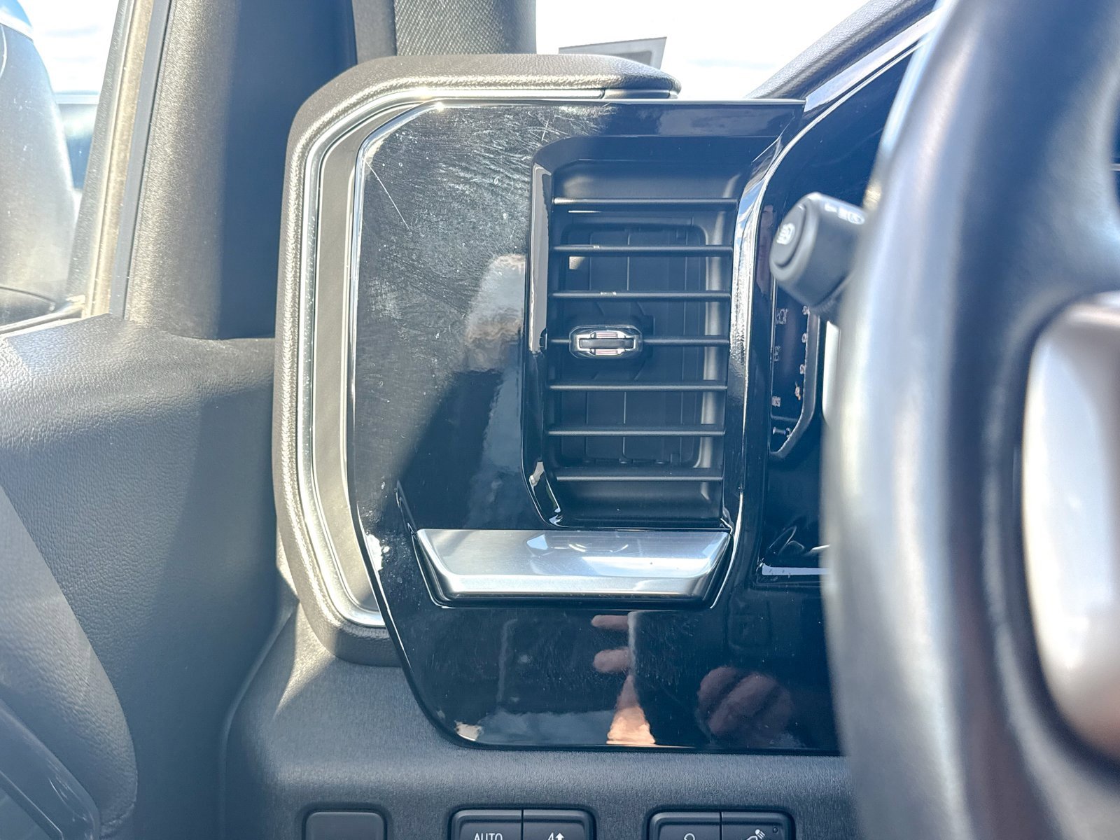 Certified 2022 Chevrolet Silverado 1500 High Country w/ High Country Premium Package image 36