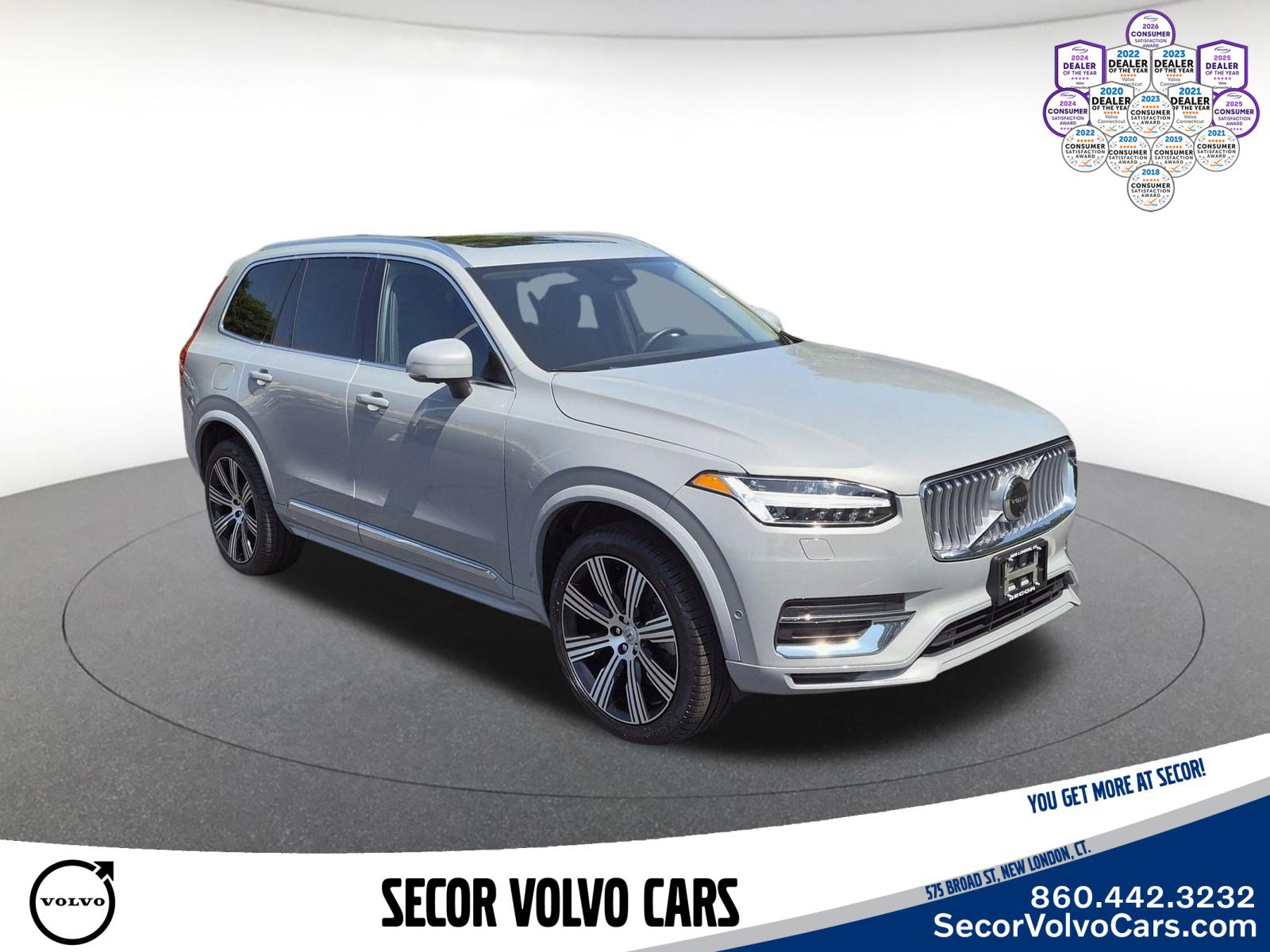 Certified 2025 Volvo XC90 T8 Plus w/ Protection Package Premier AWD/4WD image 3