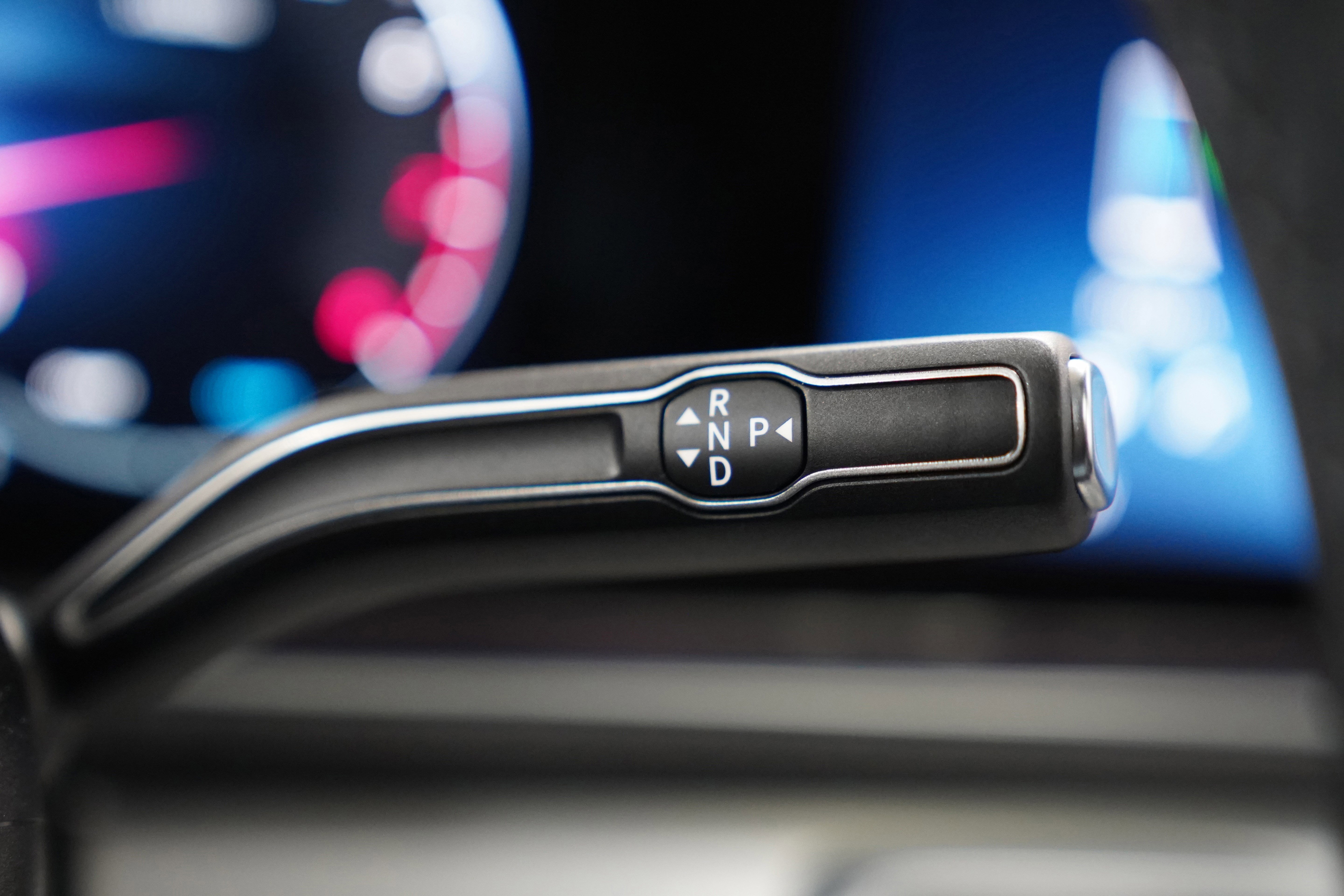 Used 2024 Mercedes-Benz GLE 350 4MATIC image 11