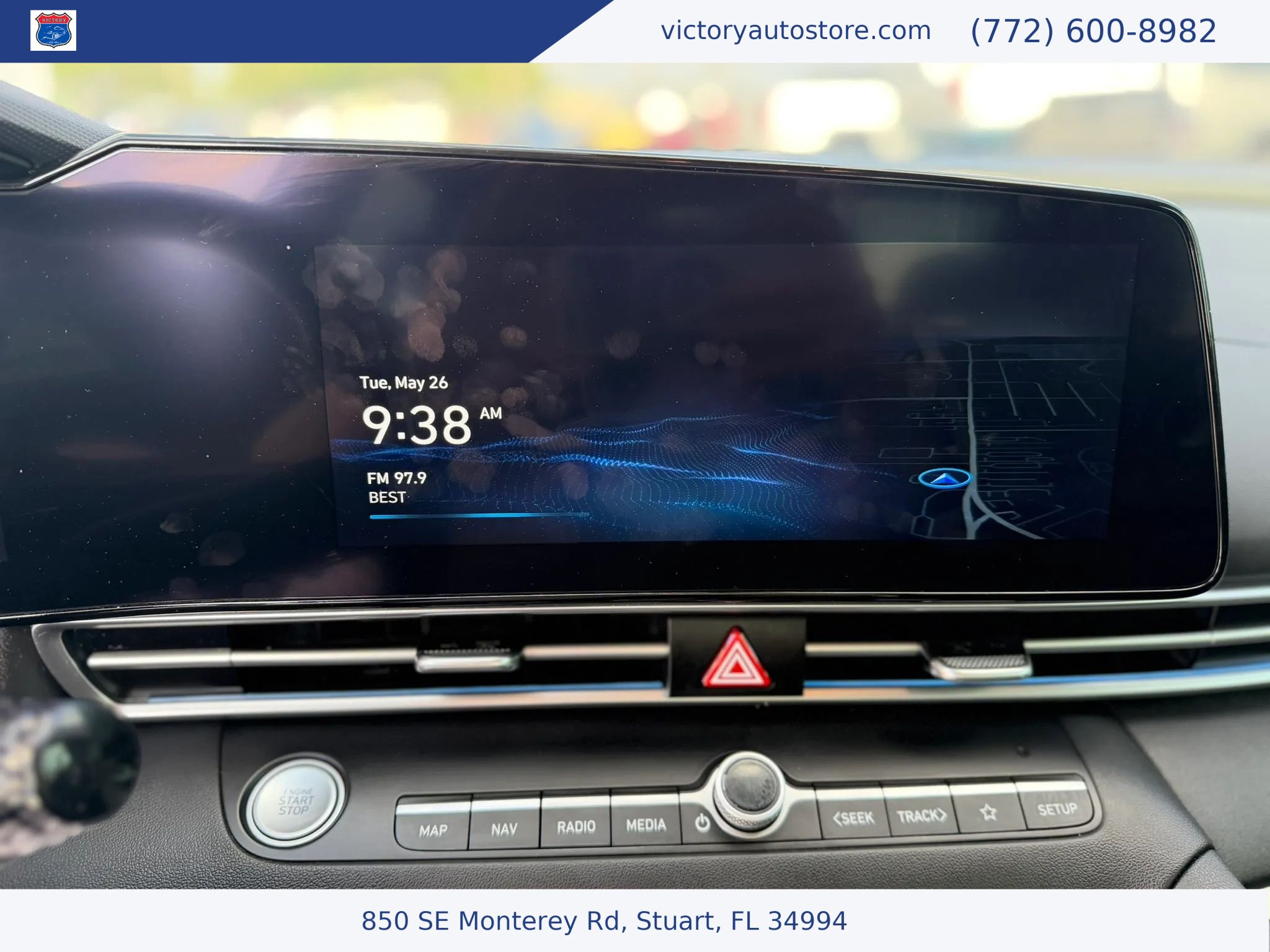 Used 2023 Hyundai Elantra Limited FWD image 14