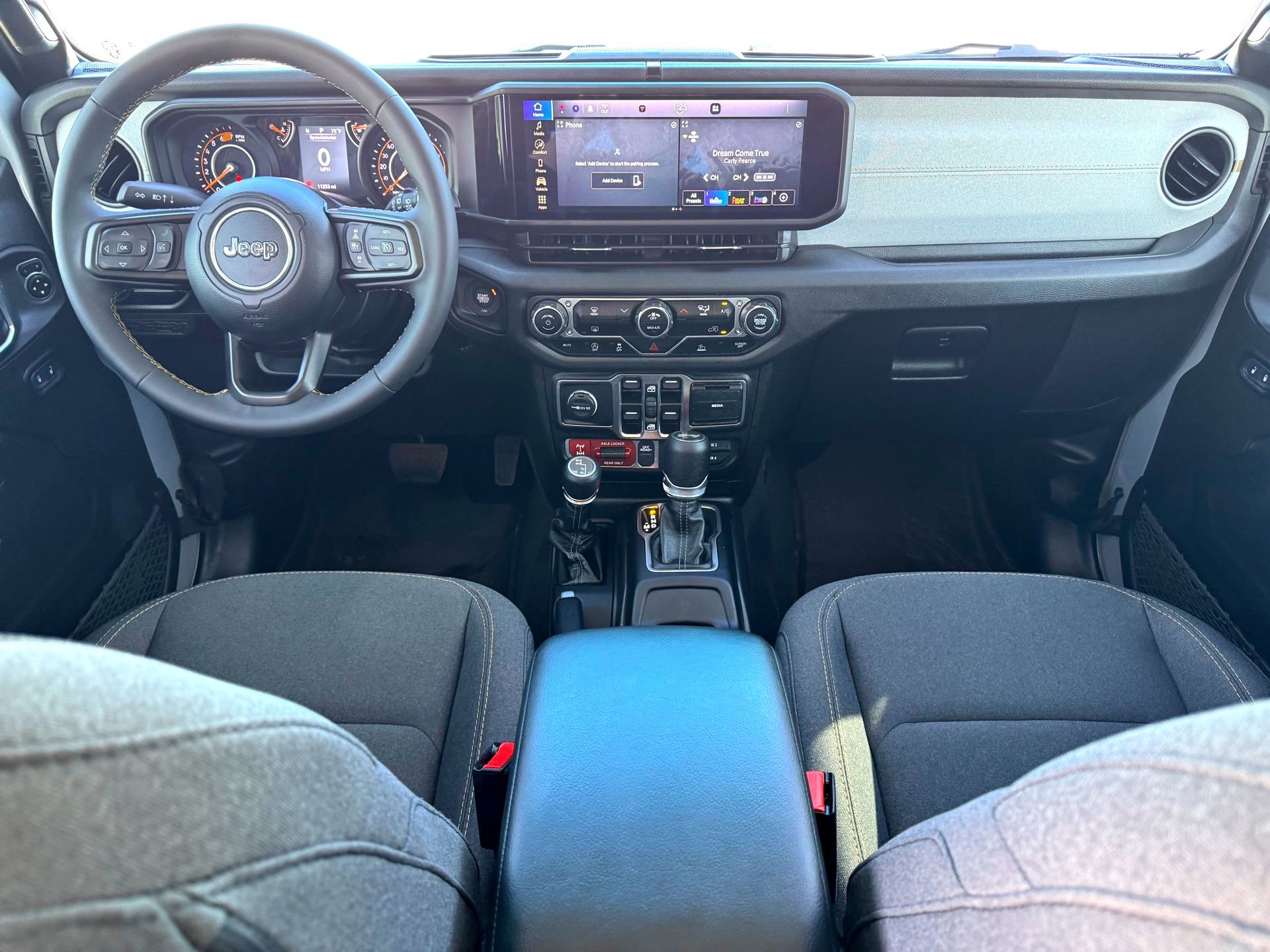 Used 2024 Jeep Wrangler Willys image 20