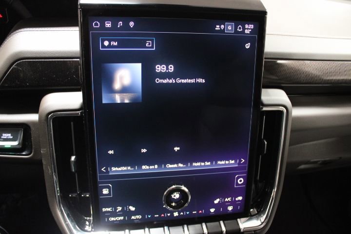 New 2026 GMC Yukon XL Elevation w/ Elevation Premium Package image 33