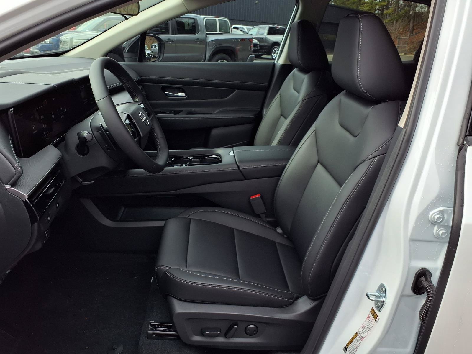 New 2026 Nissan Murano SV AWD/4WD image 12