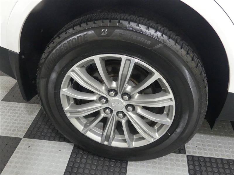 Used 2017 Cadillac XT5 Luxury AWD/4WD image 16