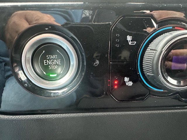 Used 2022 Chevrolet Silverado 1500 LT image 24