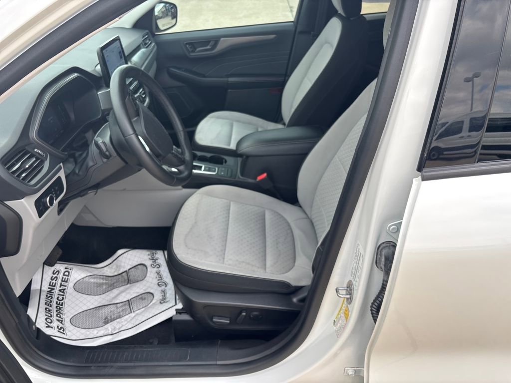 Used 2023 Ford Escape Active image 10