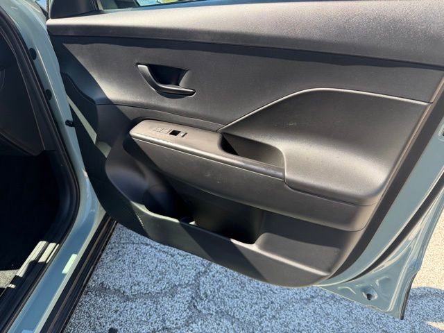 Certified 2026 Hyundai Kona SE image 41