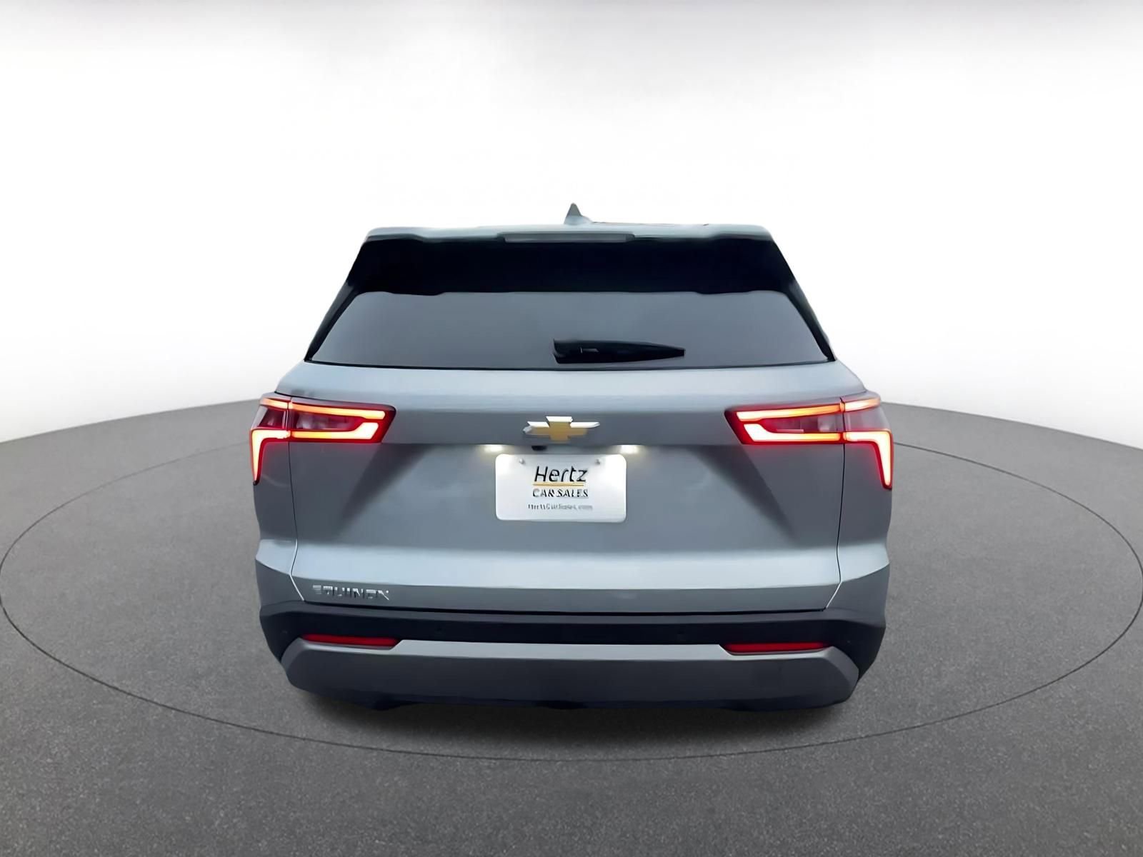 Used 2025 Chevrolet Equinox LT image 12