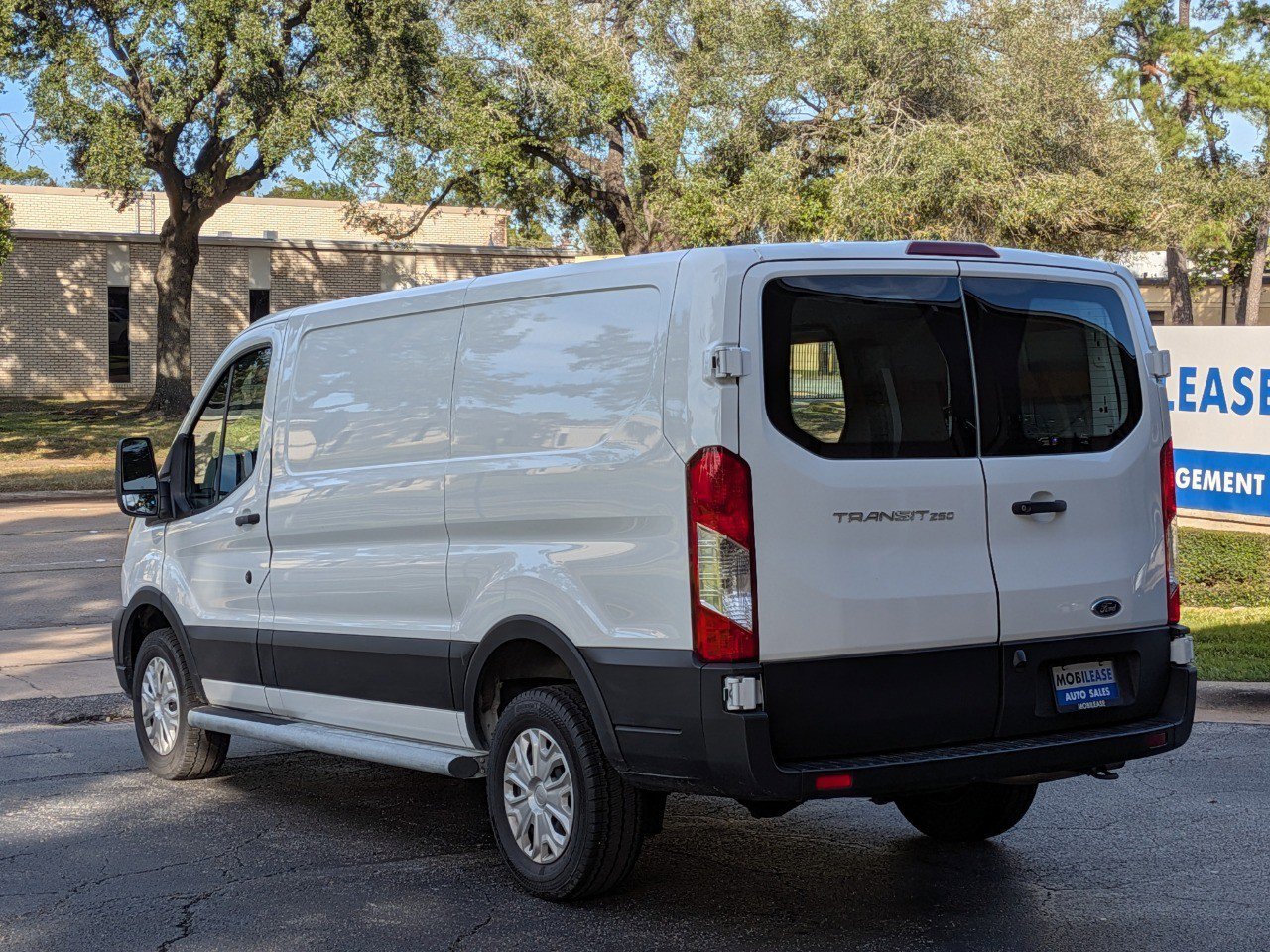 Used 2024 Ford Transit 250 Low Roof w/ Exterior Upgrade Package image 7