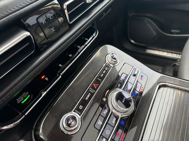 Used 2023 Lincoln Nautilus Reserve w/ Luxury Package image 29