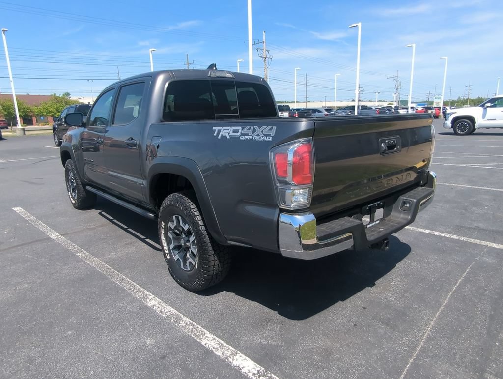 Used 2020 Toyota Tacoma TRD Off-Road AWD/4WD image 6