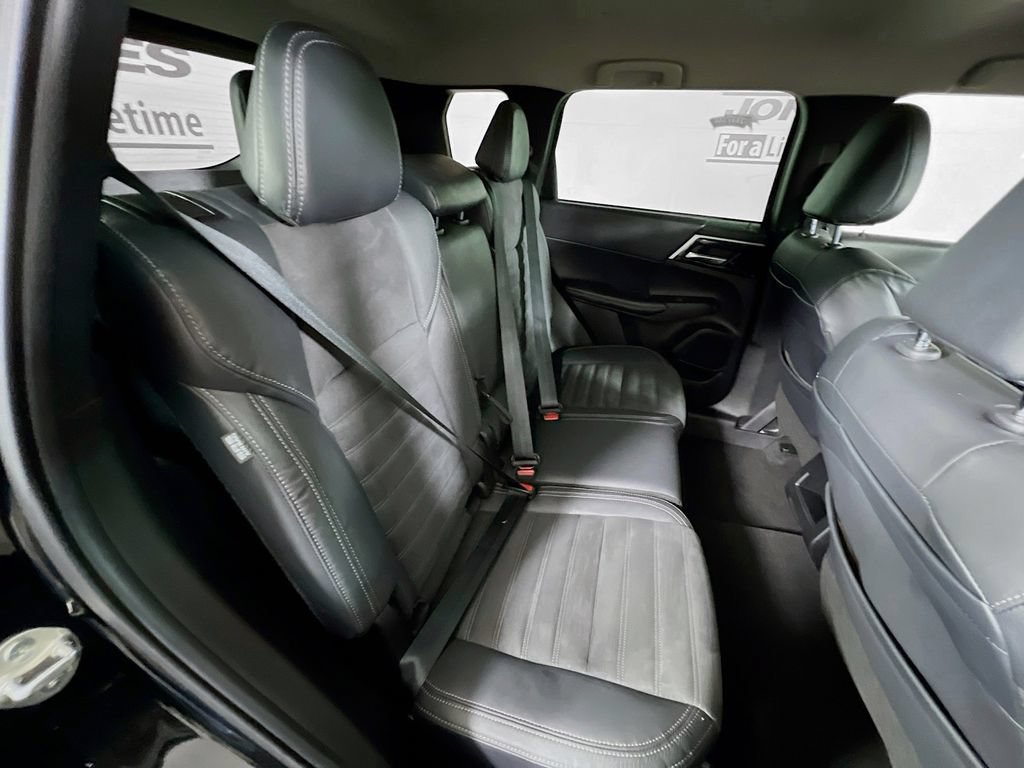 Used 2022 Mitsubishi Outlander SE AWD/4WD image 31