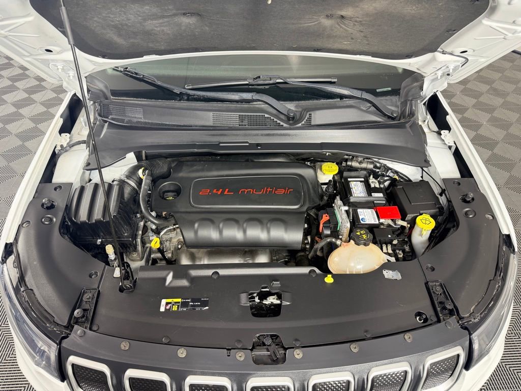 Used 2022 Jeep Compass Latitude image 35