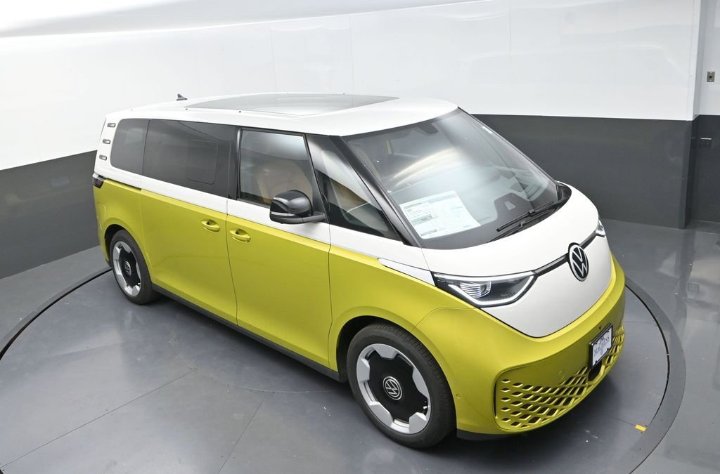 New 2025 Volkswagen ID. Buzz Pro S Plus AWD/4WD image 13