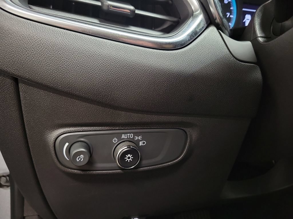 Used 2024 Chevrolet Equinox LS FWD image 23