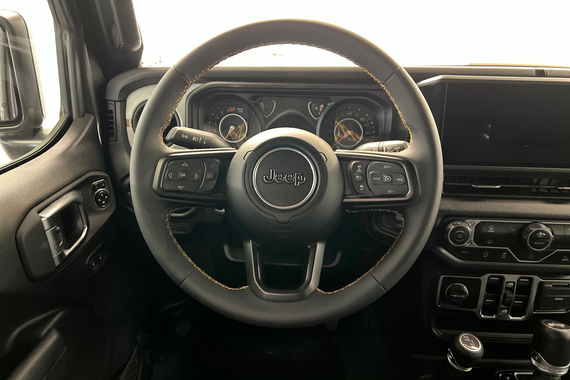 Certified 2024 Jeep Wrangler Sport S image 12