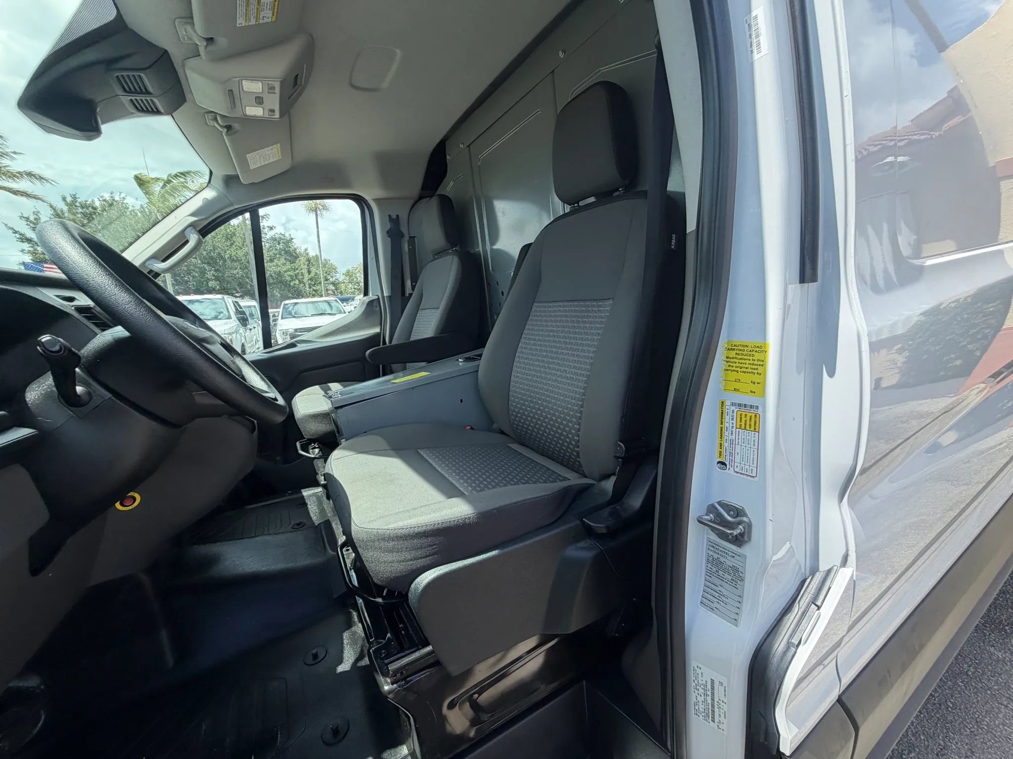 Used 2023 Ford Transit 250 Low Roof AWD w/ Fleet Fuel Economy Package image 16