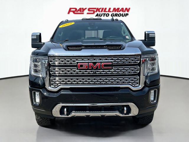 Used 2022 GMC Sierra 2500 Denali w/ Denali Black Diamond Edition image 2